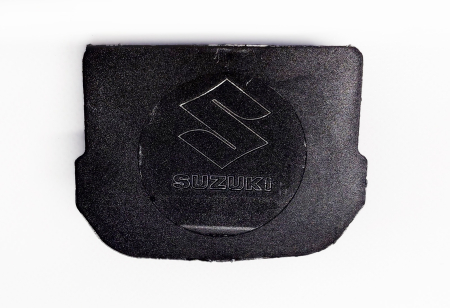 Plastic cover for the genuine SUZUKI tow-bar for your SUZUKI JIMNY FJ, GJ & HJ