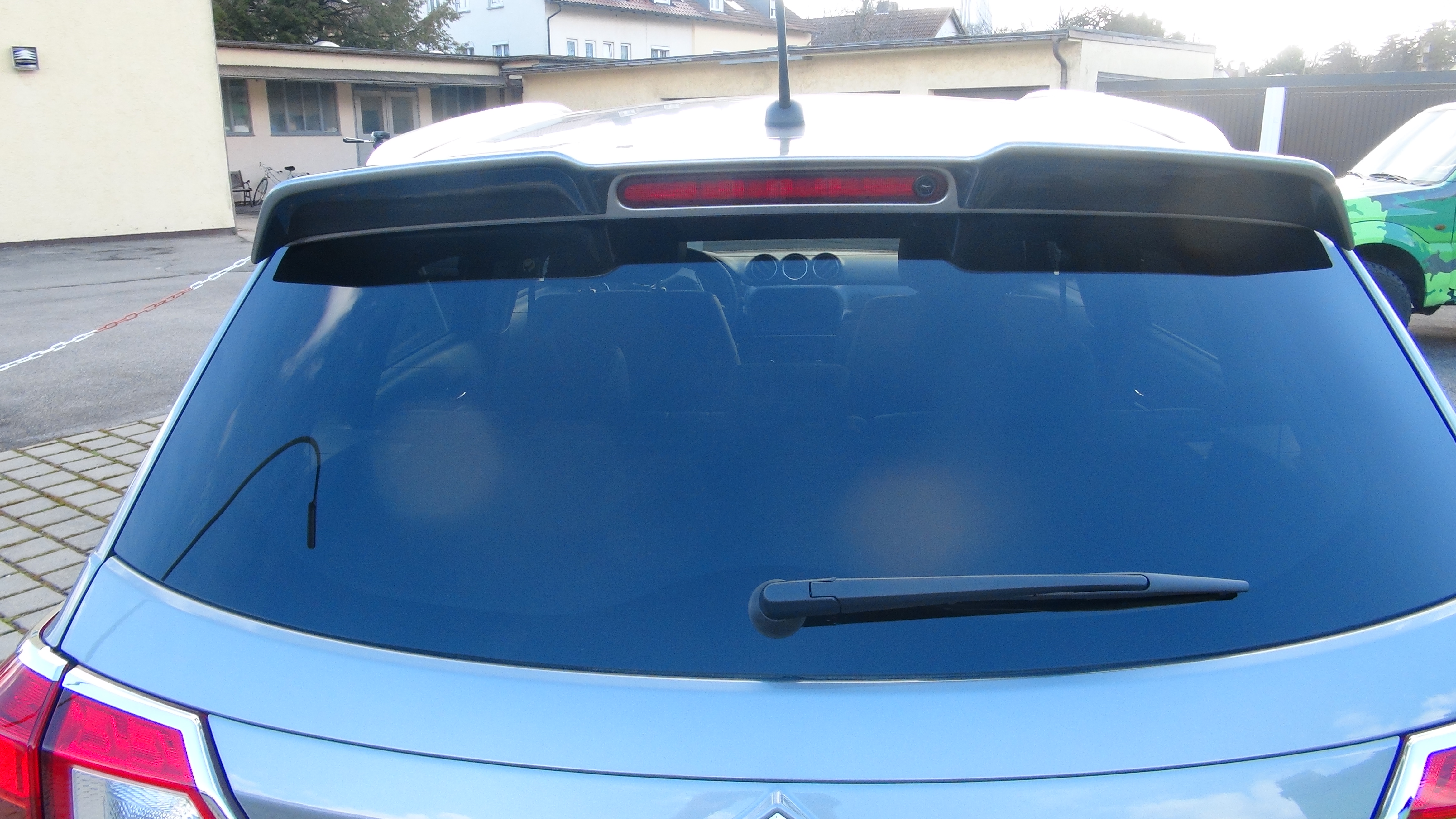 For Suzuki Vitara 15-17 White Painted Rear Trunk Window Roof Spoiler Wing Lip s