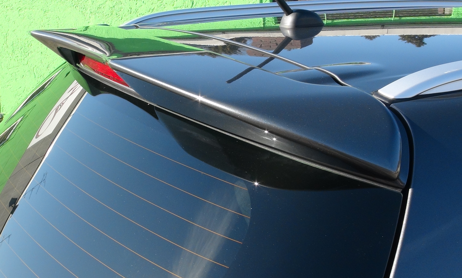Dachkanten-Spoiler für den SUZUKI SX4 S-Cross